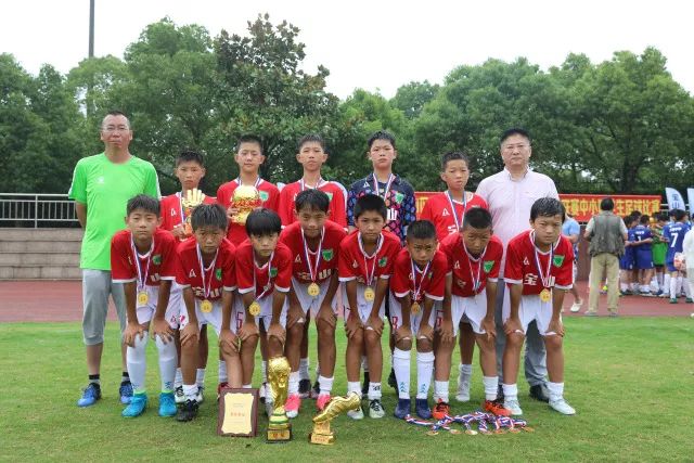 中国男篮新任队长胡明轩将带领年轻阵容征战亚运会